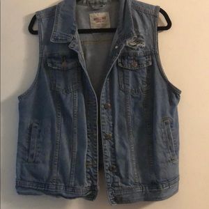 XXL Mossimo distressed jean vest